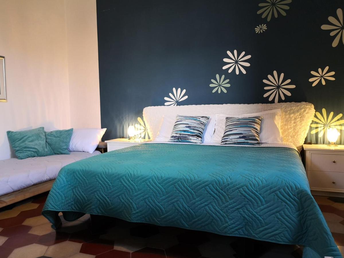 Zia Chiarina Bed & Breakfast San Nicolo Gerrei Exterior photo